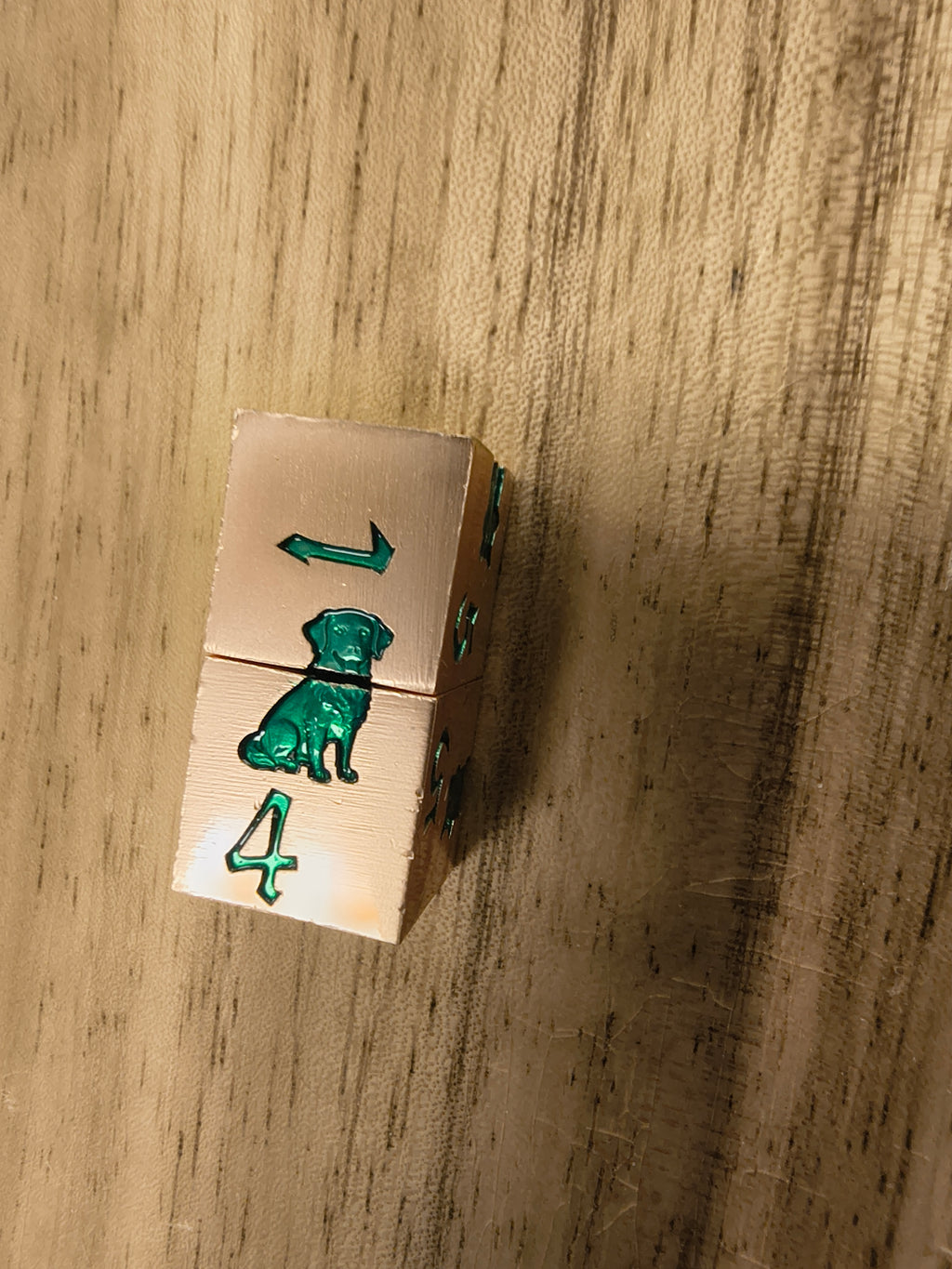 Metal Mahjong Dice | D6 Pair for Mah Jongg | Engraved Dog & Cat Dice | Mah Jongg Dice for Pet-Lovers