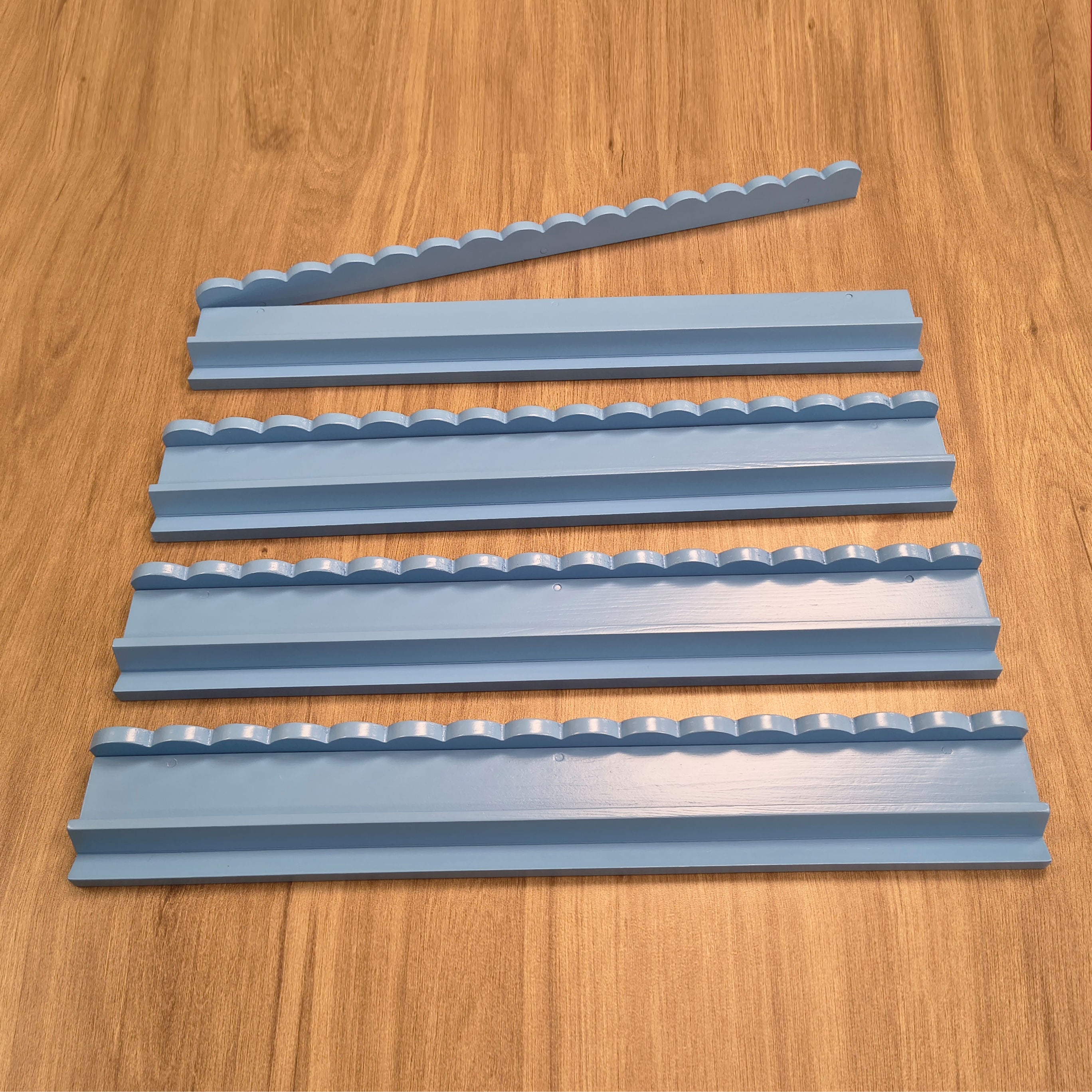 20 Inch Mahjong Racks | Set of 4 Real Wood Tile Racks with Magnetic Scalloped Pushers | Choice of 6 Colors | Mah Jongg Racks