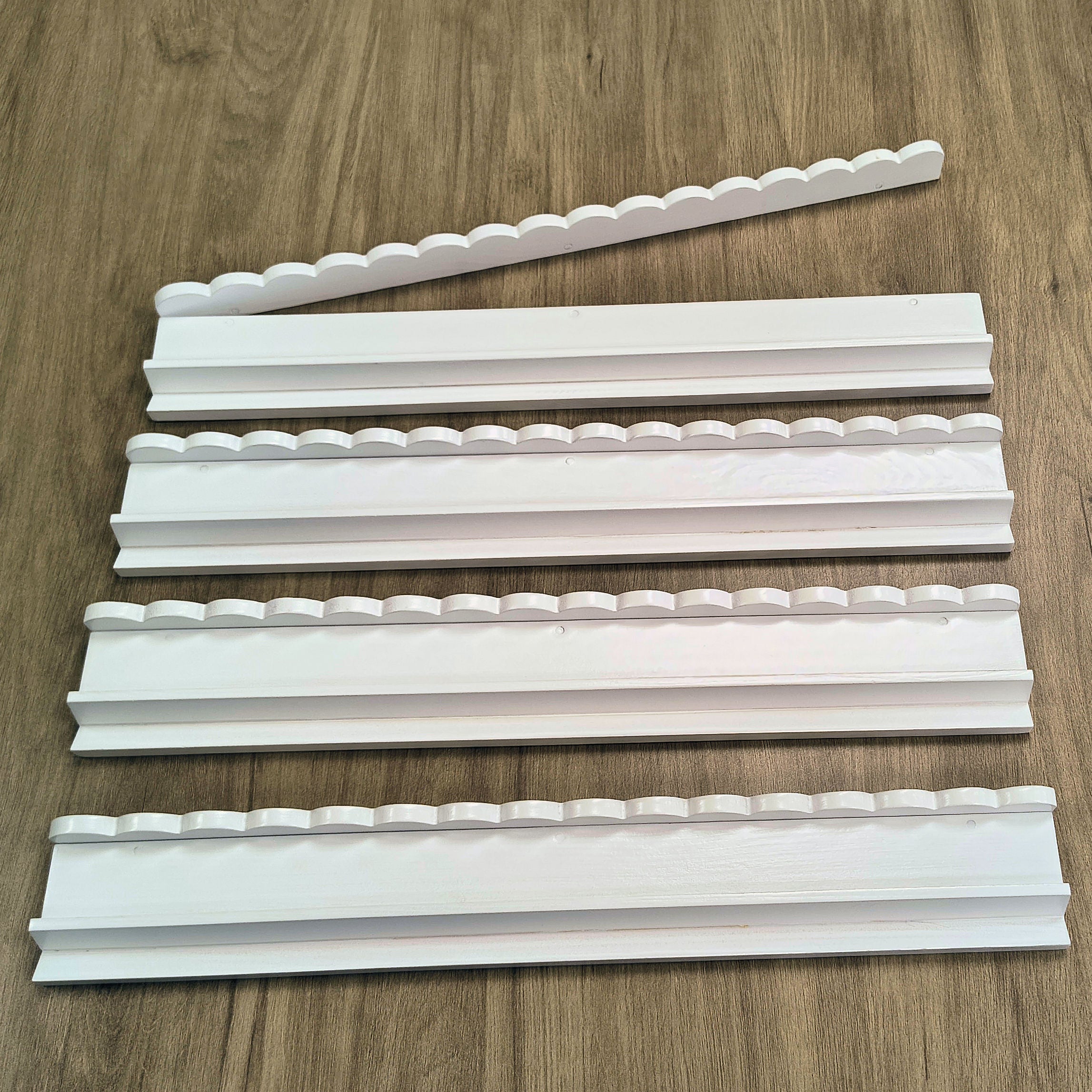 20 Inch Mahjong Racks | Set of 4 Real Wood Tile Racks with Magnetic Scalloped Pushers | Choice of 6 Colors | Mah Jongg Racks